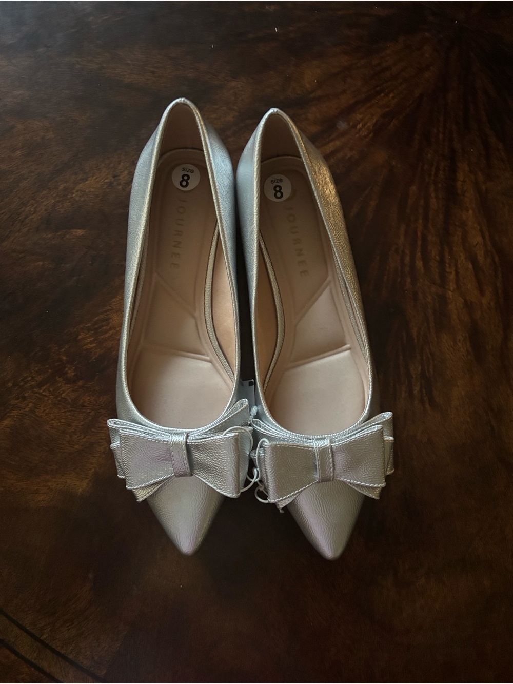 Journee Collection Silver Pointed-Toe Bow Flats